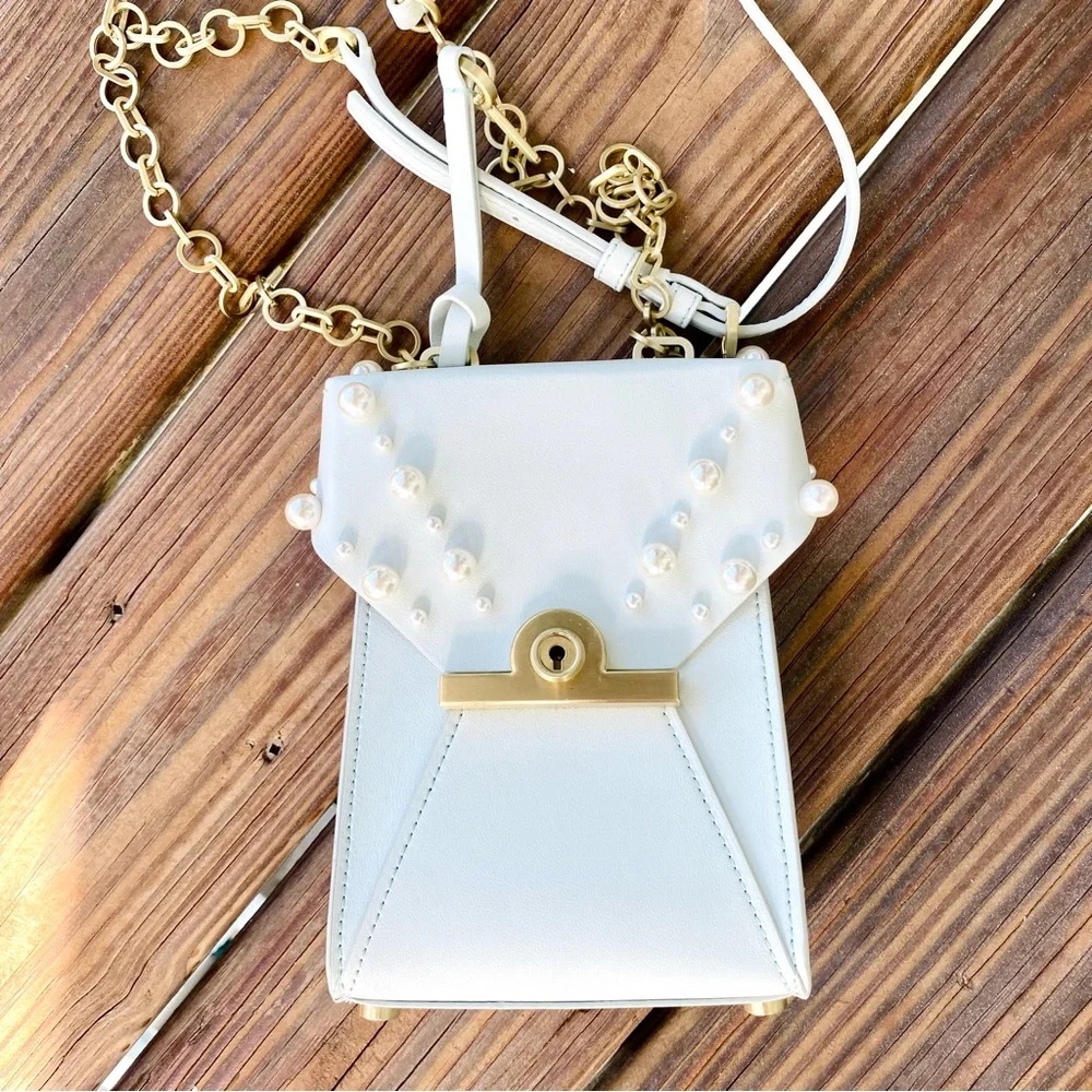 ZAC Zac Posen Amelia Embellished Leather Phone Crossbody Bag EUC - Picture 10 of 17